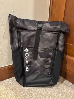 Columbia Gray and Black Camo Roll-Top Backpack